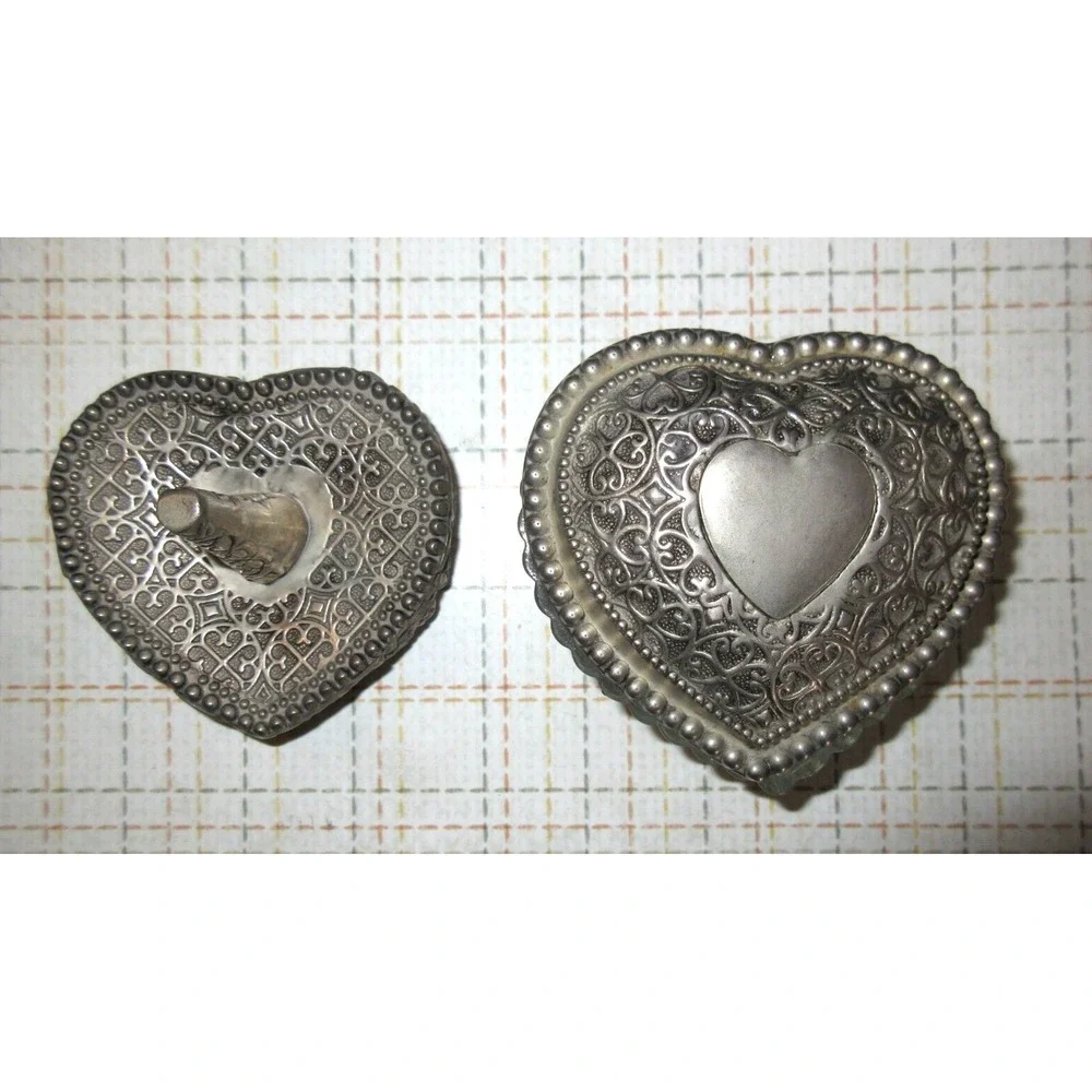 Matching Heart Shape Glass Trinket Box w/ Lid & Ring Holder Silver plate Vintage